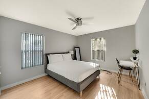 Modern 2BR Near UT Hyde Park Evonify