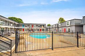 Stylish 1BR Near UT Mueller Evonify