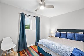 Stylish 1BR Near UT Highland Evonify