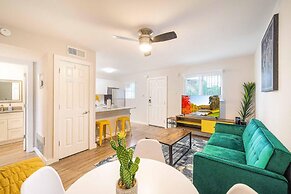 Stylish 1BR Near UT Highland Evonify