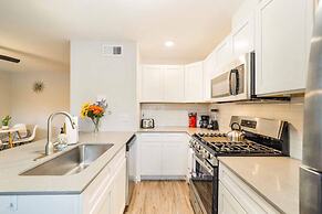 Stylish 1BR Near UT Highland Evonify