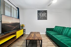 Stylish 1BR Near UT Highland Evonify