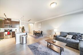 Luxury Townhome Pool North Austin Evonify