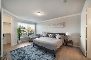 Luxury Townhome Pool North Austin Evonify