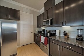 Luxury Townhome Pool North Austin Evonify