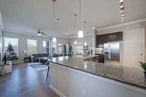 Luxury Townhome Pool North Austin Evonify