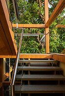 Paramount Riverfront Resort & Spa