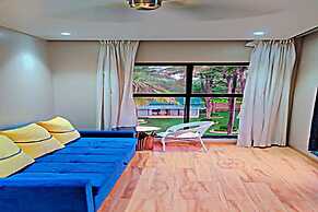 Paramount Riverfront Resort & Spa