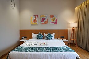 Paramount Riverfront Resort & Spa