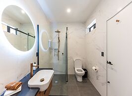 Galaxy Boutique Hotel