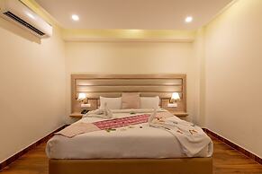 White Rock By The Solitaire Hospitality