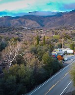 Gena's Sierra Inn & Restaurant