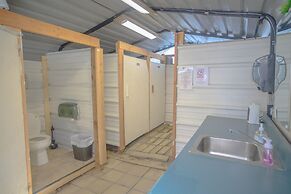 Gena's Sierra Inn & Restaurant