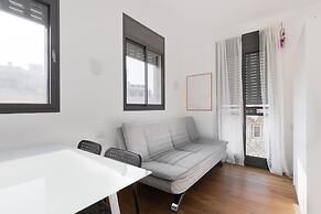 Chic and Sunny in the Heart of Tel Aviv