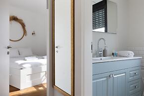 Chic and Sunny in the Heart of Tel Aviv