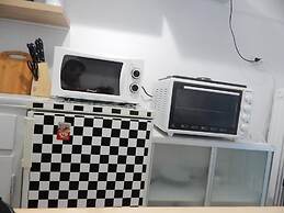 Feels Like Home 2 - One Bedroom Apartment