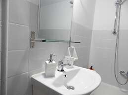 Feels Like Home 2 - One Bedroom Apartment