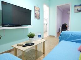 Feels Like Home 2 - One Bedroom Apartment