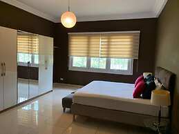 Stunning 3-bed House in Tema-ahenfie Villa
