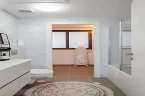 O&O Group-Magical 4BR Panoramic Sea View