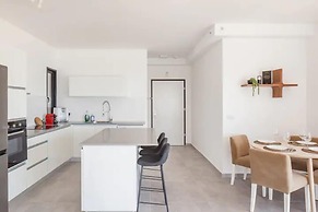 O&O Group-Magical 4BR Panoramic Sea View