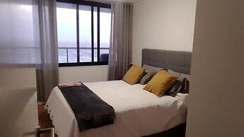 Modern Apartment First Line Beach, Montevideo UY