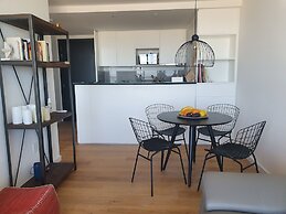 Modern Apartment First Line Beach, Montevideo UY