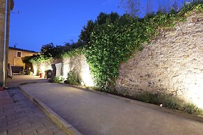 Maison Dix