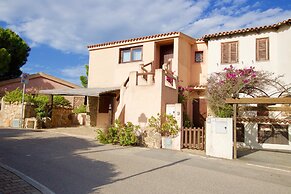 Erica Piano Terra 150m From the Beach