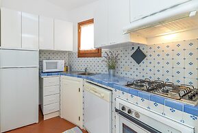 Erica Primo Piano 150m From the Beach