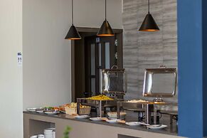 Sky Beach Maldives Hotel