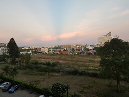 Jomtien Beach Condominium A2 F12 R34