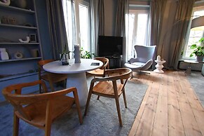 Cheap Luxury Stay From 50 Pppn