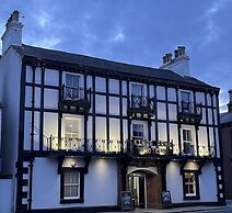 The Kings Arms Hotel