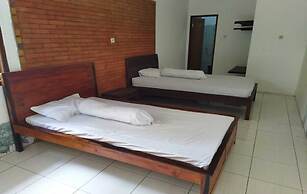 Borobudur Kampung Homestay - Aziz