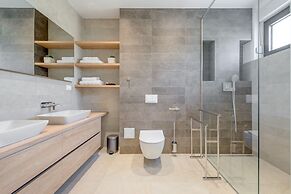 Sea Bliss Luxury Villa - Sevid