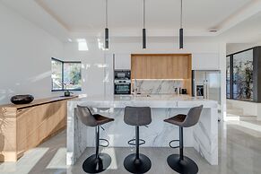 Sea Bliss Luxury Villa - Sevid