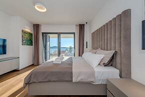 Sea Bliss Luxury Villa - Sevid