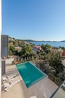 Sea Bliss Luxury Villa - Sevid