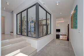 Sea Bliss Luxury Villa - Sevid