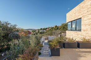 Sea Bliss Luxury Villa - Sevid