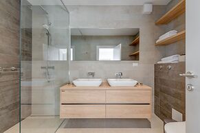 Sea Bliss Luxury Villa - Sevid