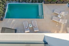 Sea Bliss Luxury Villa - Sevid