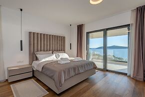 Sea Bliss Luxury Villa - Sevid