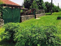 Cozy 1 Bed Cottage in Ognen, Near Karnobat, Burgas