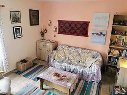 Cozy 1 Bed Cottage in Ognen, Near Karnobat, Burgas