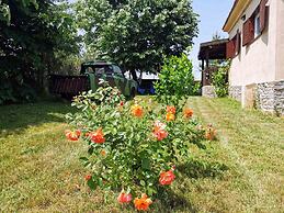 Cozy 1 Bed Cottage in Ognen, Near Karnobat, Burgas