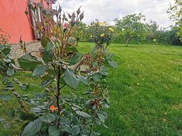 Cozy 1 Bed Cottage in Ognen, Near Karnobat, Burgas