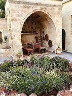 House 1938 Special Cave Hotel