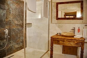 House 1938 Special Cave Hotel